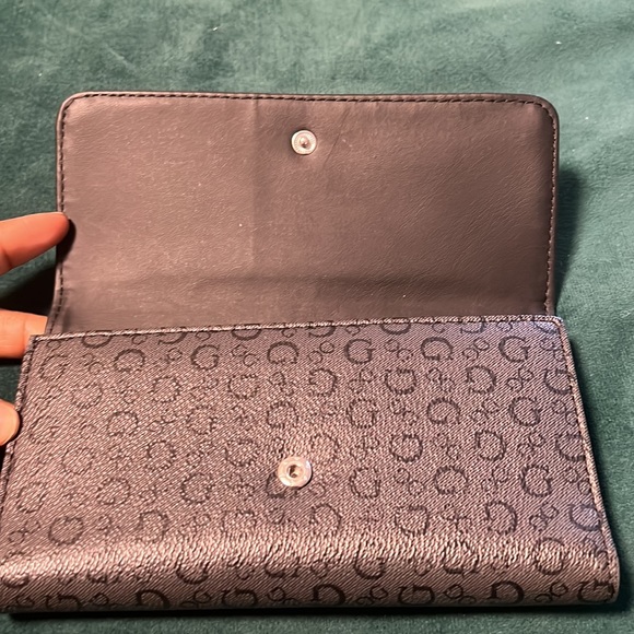 Guess envelope wallet - Picture 2 of 4